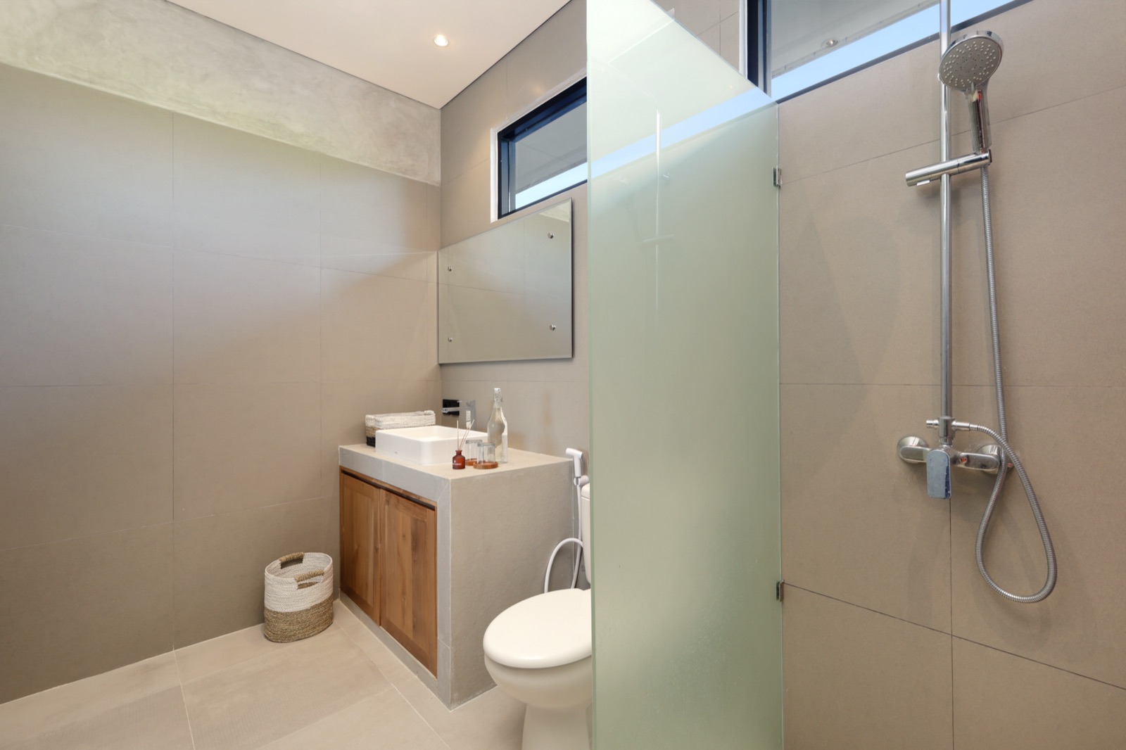 Bedroom 2, fourth view