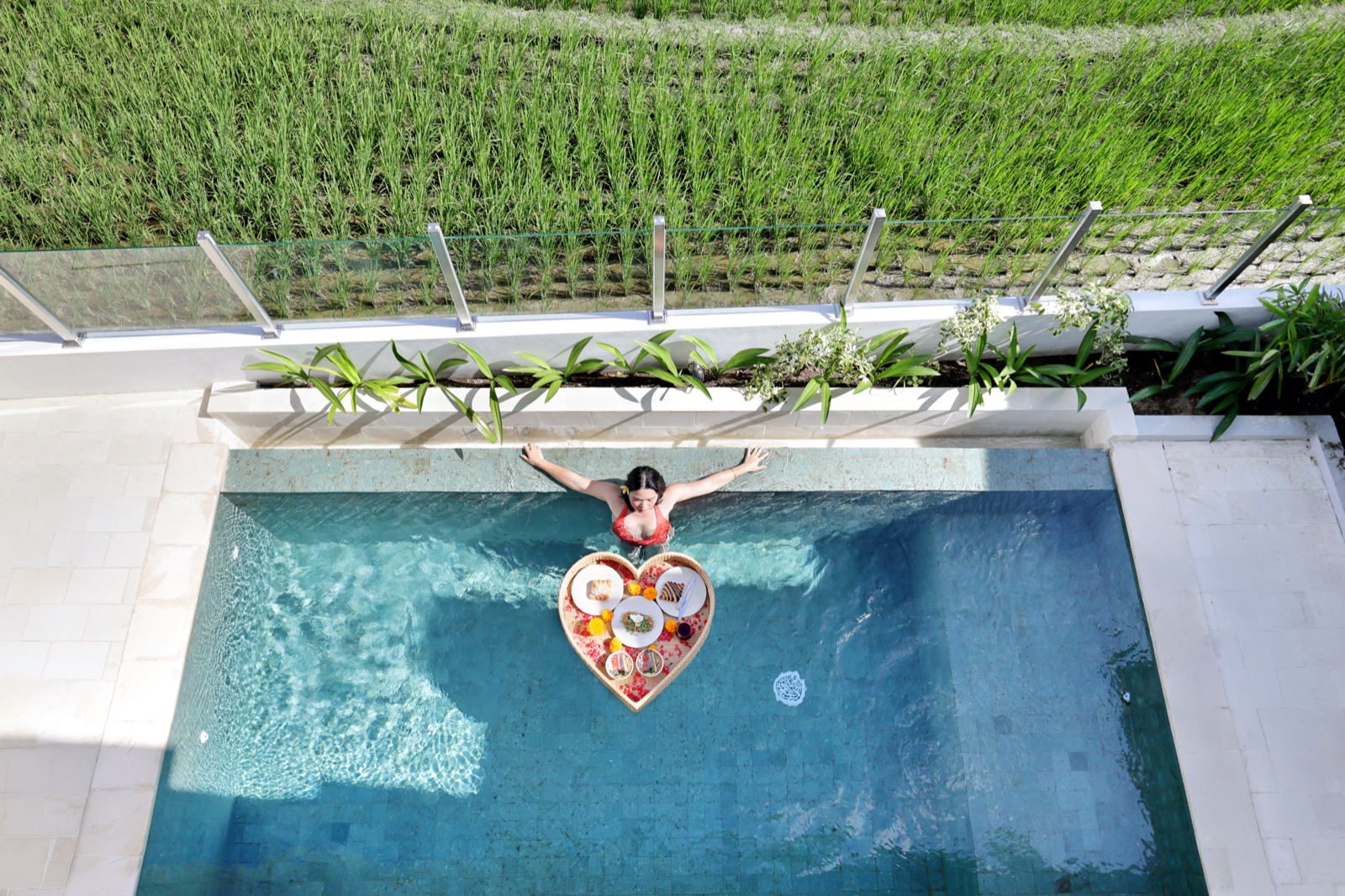 Pool, second view